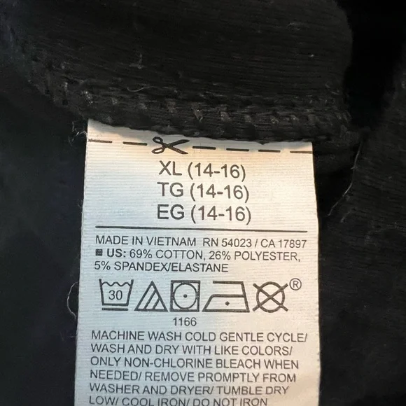 Old Navy Joggers - Picture 9 of 9